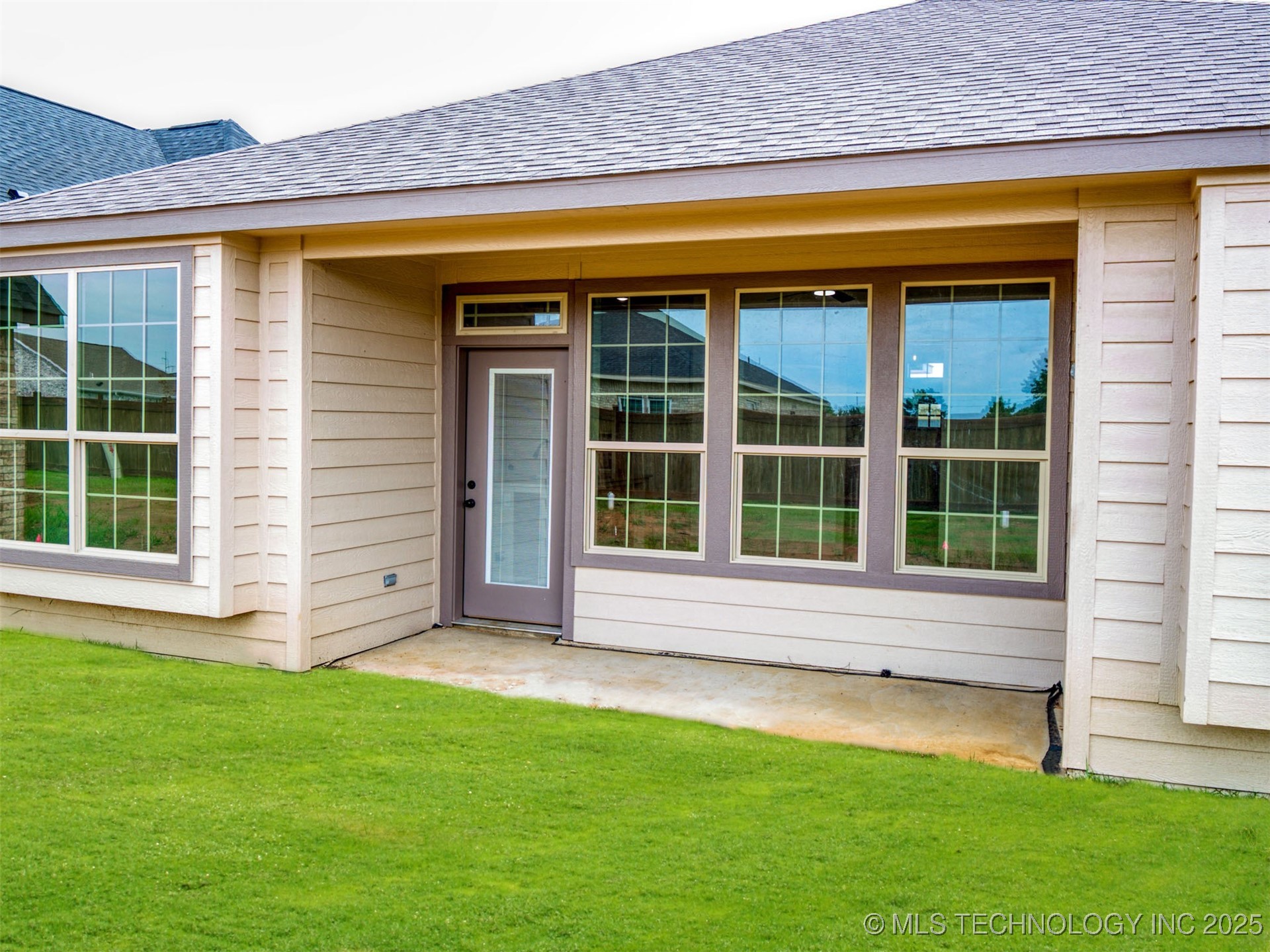 1193 Wild Indigo Circle Property Photo 37