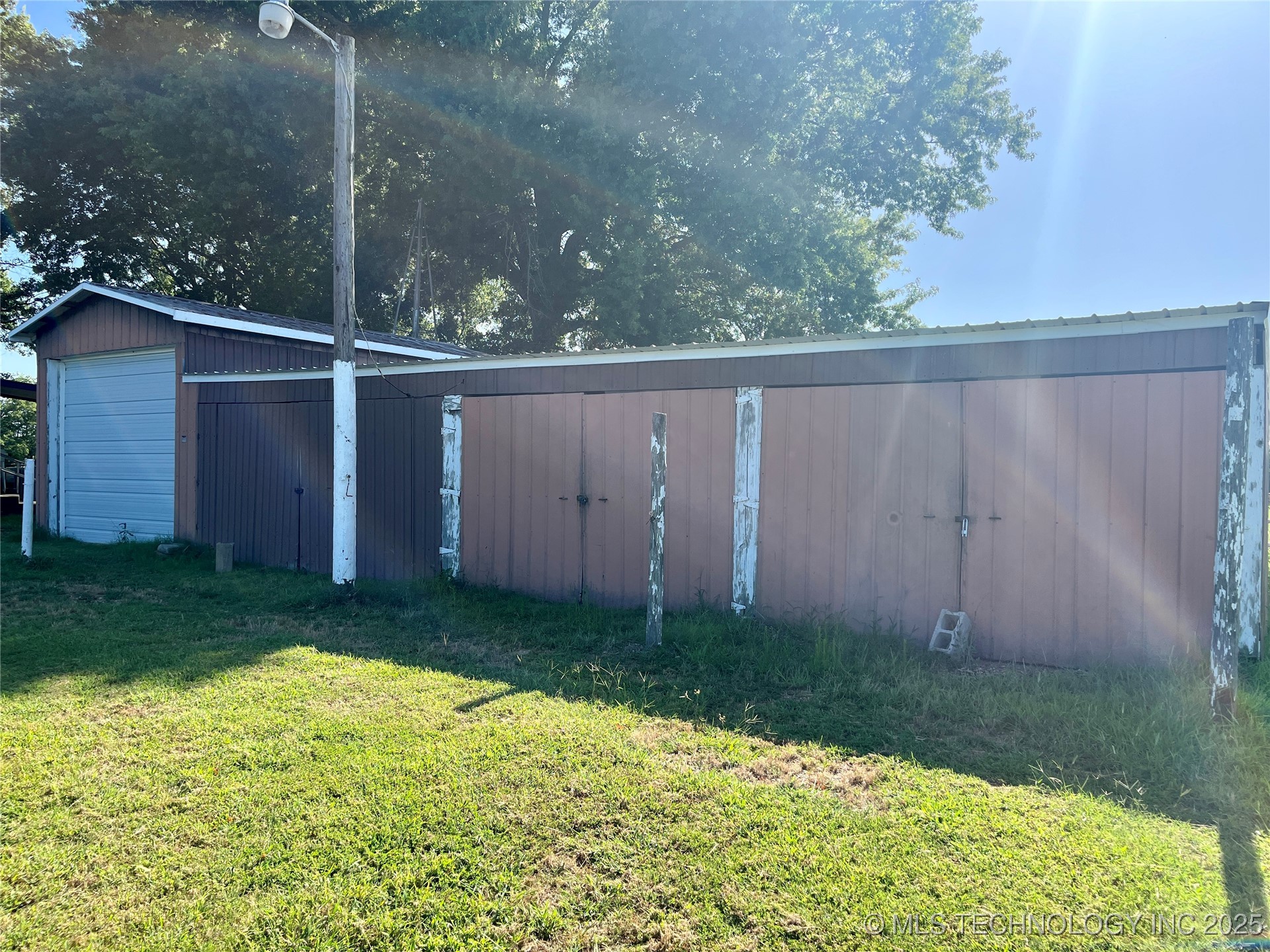 109038 Old Highway 69 Property Photo 4
