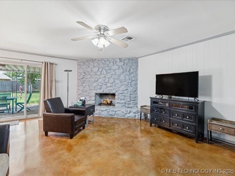 13351 E 32nd Street Property Photo 6