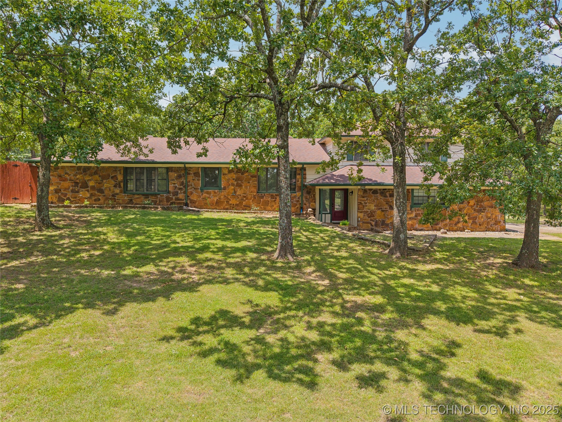 2398 Scrub Oak Road Property Photo 1