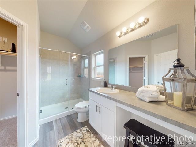 208 N Cattle Drive Property Photo 6