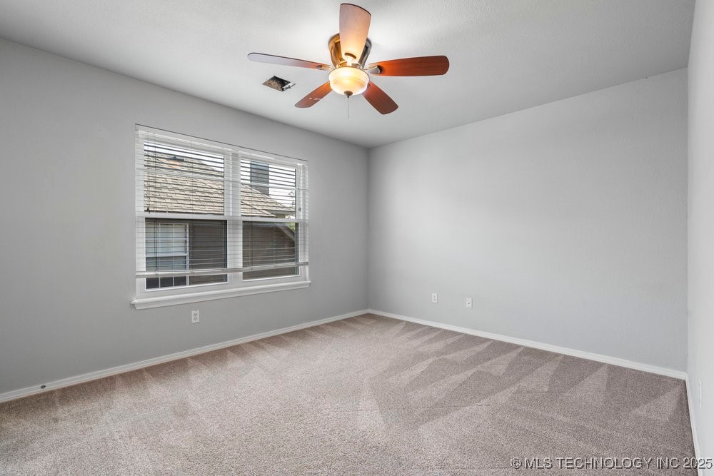 4217 S Palm Avenue Property Photo 39