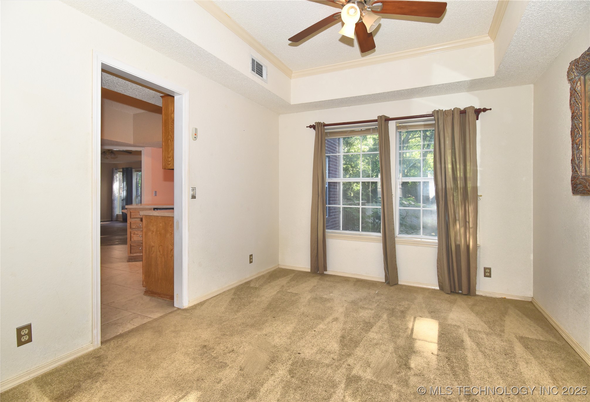 301 N Magnolia Avenue Property Photo 11