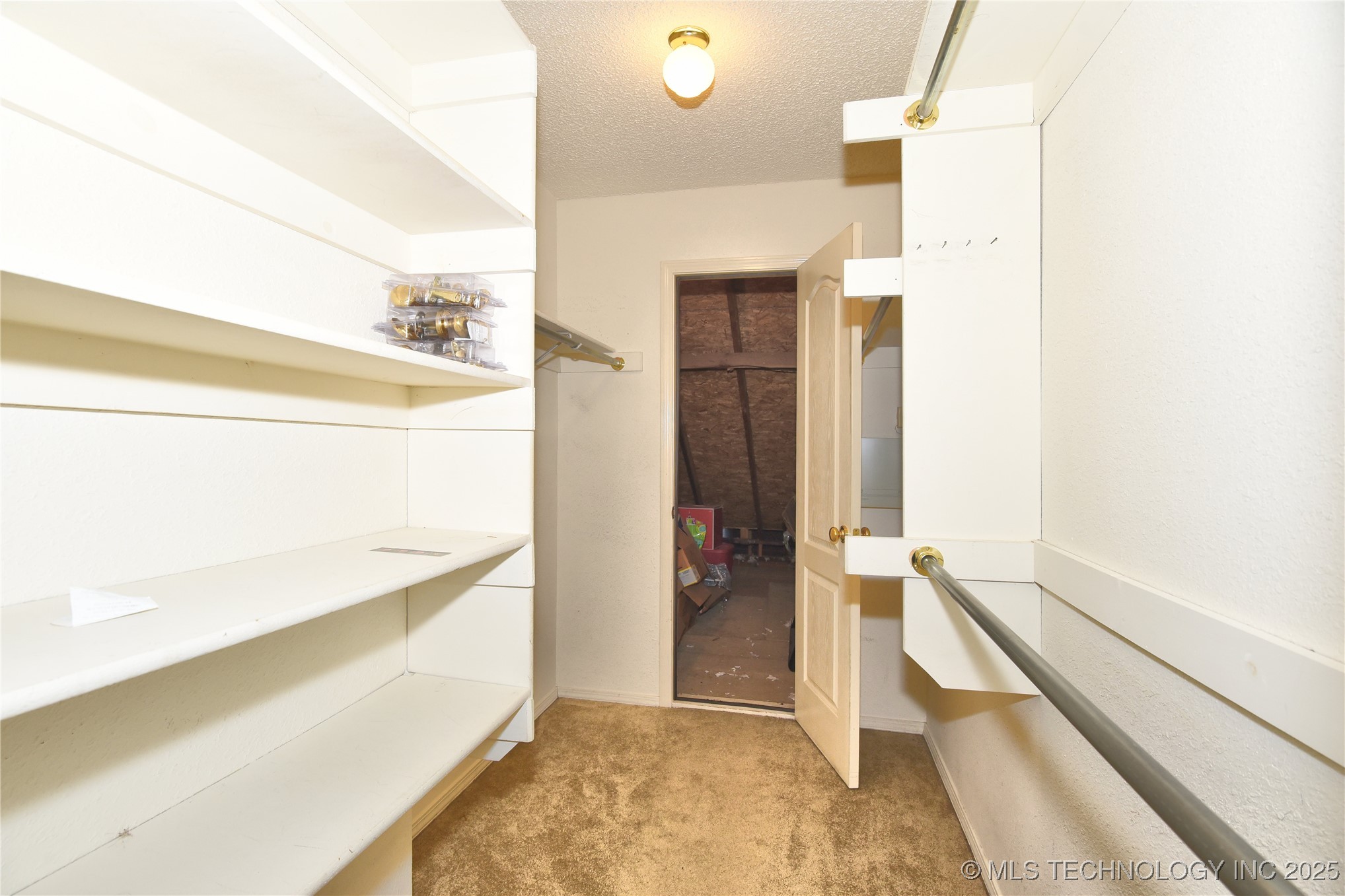 301 N Magnolia Avenue Property Photo 32