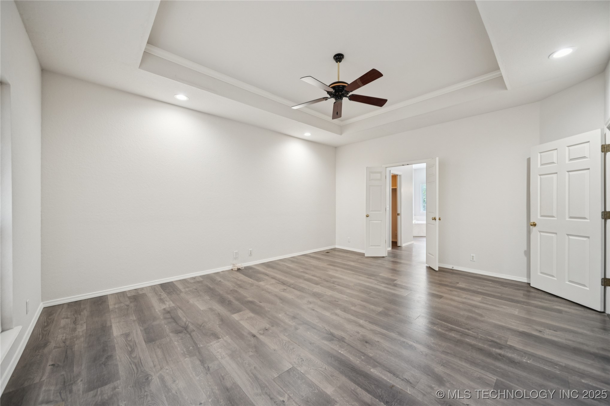 11223 S Oxford Avenue Property Photo 24