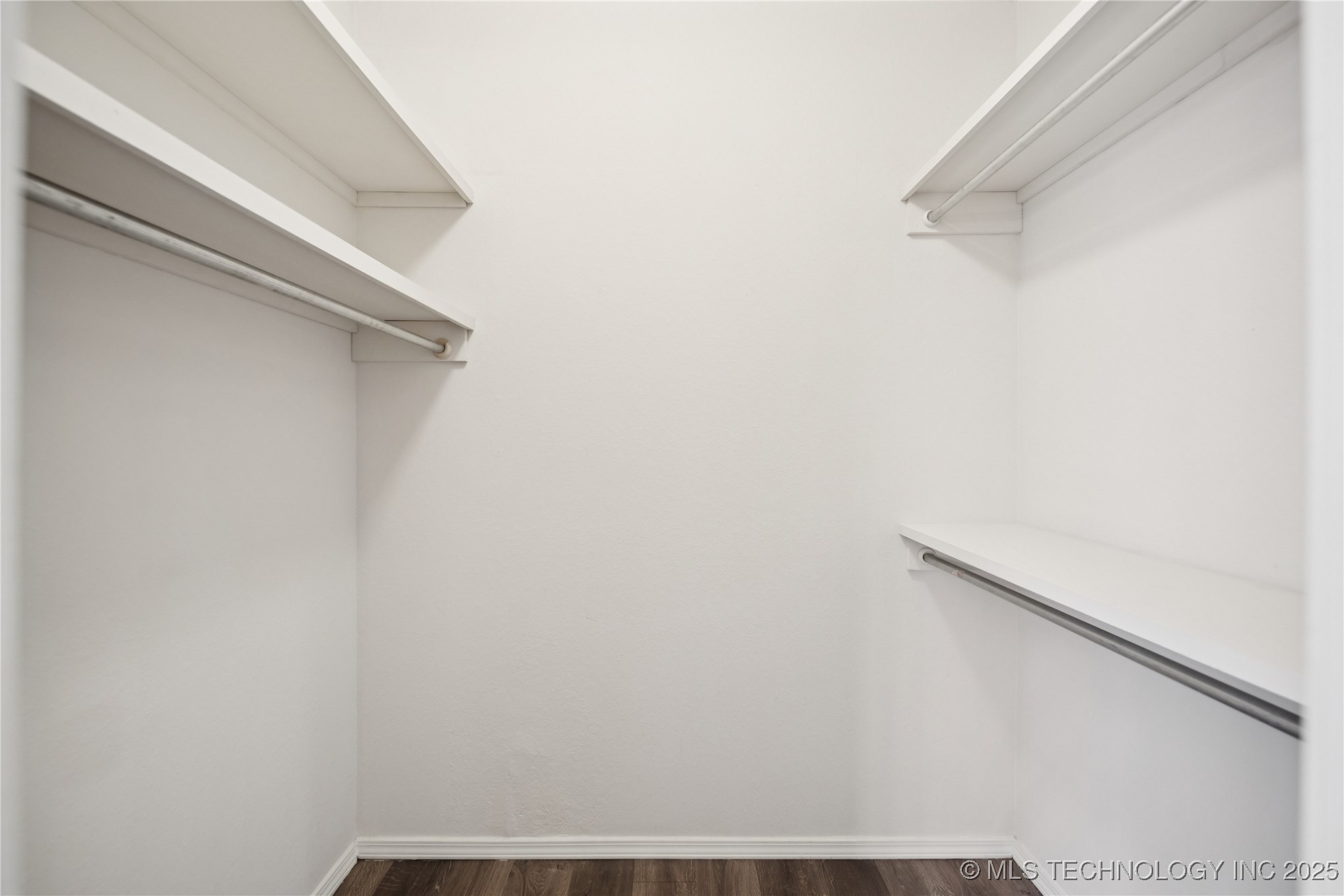 11223 S Oxford Avenue Property Photo 29