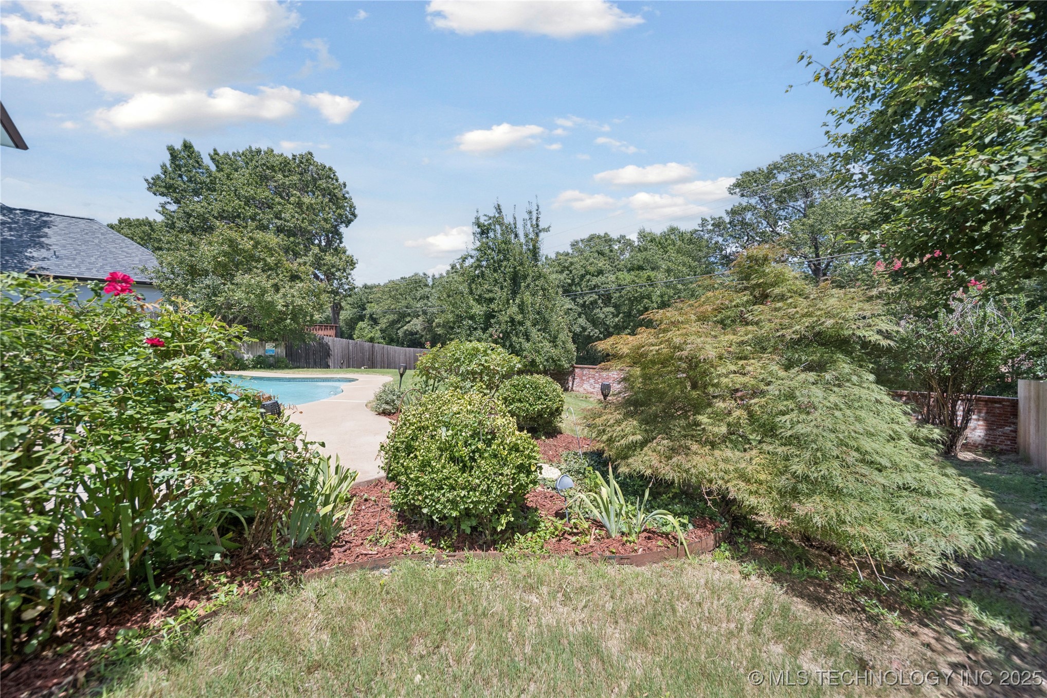 11223 S Oxford Avenue Property Photo 44