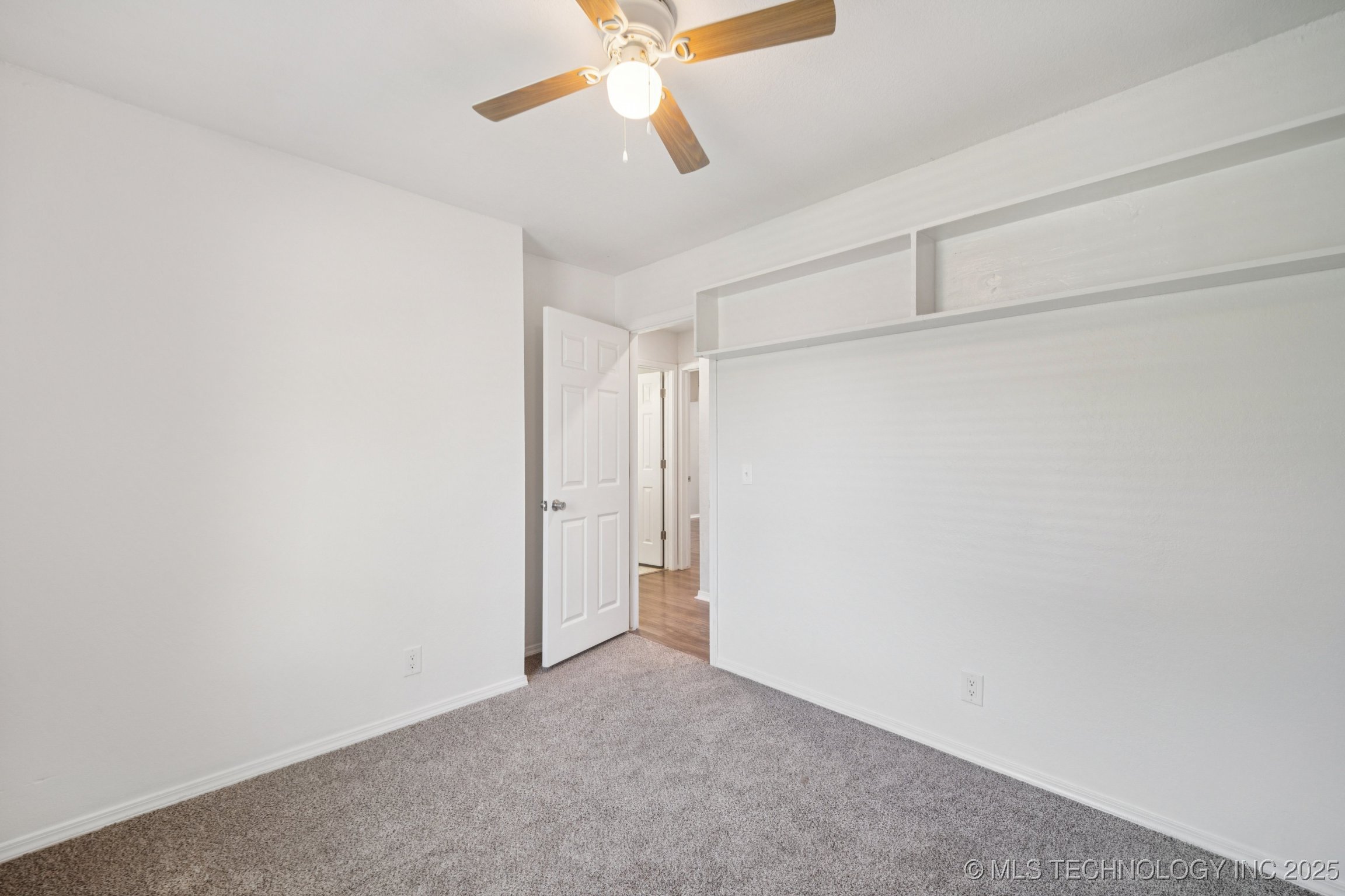1401 W Princeton Court Property Photo 22