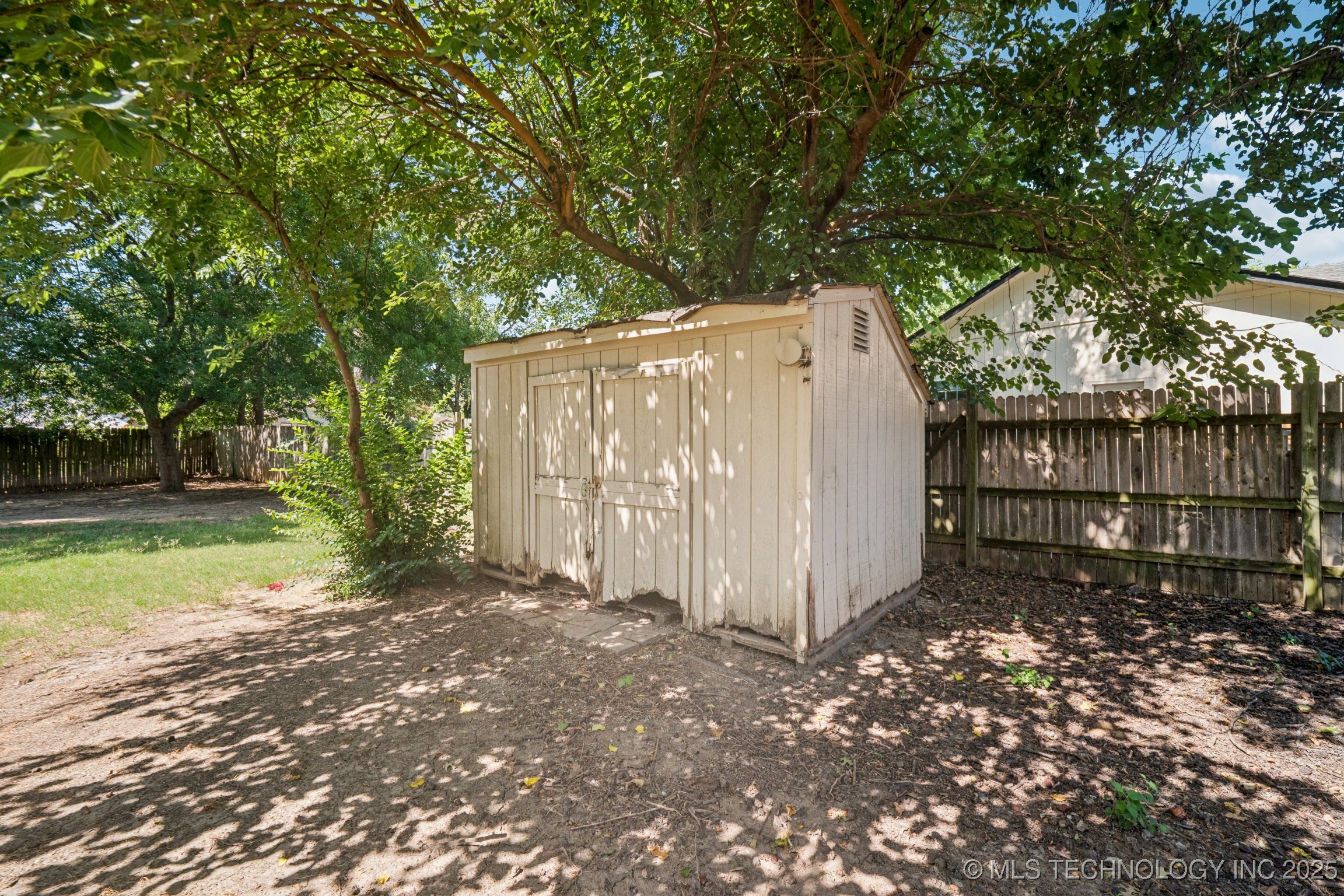 1401 W Princeton Court Property Photo 28