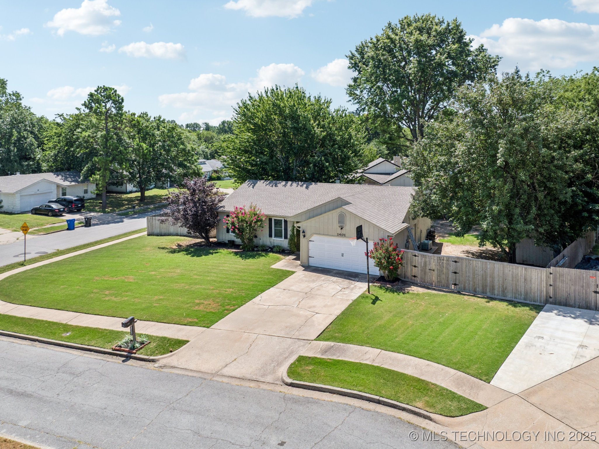 1401 W Princeton Court Property Photo 33