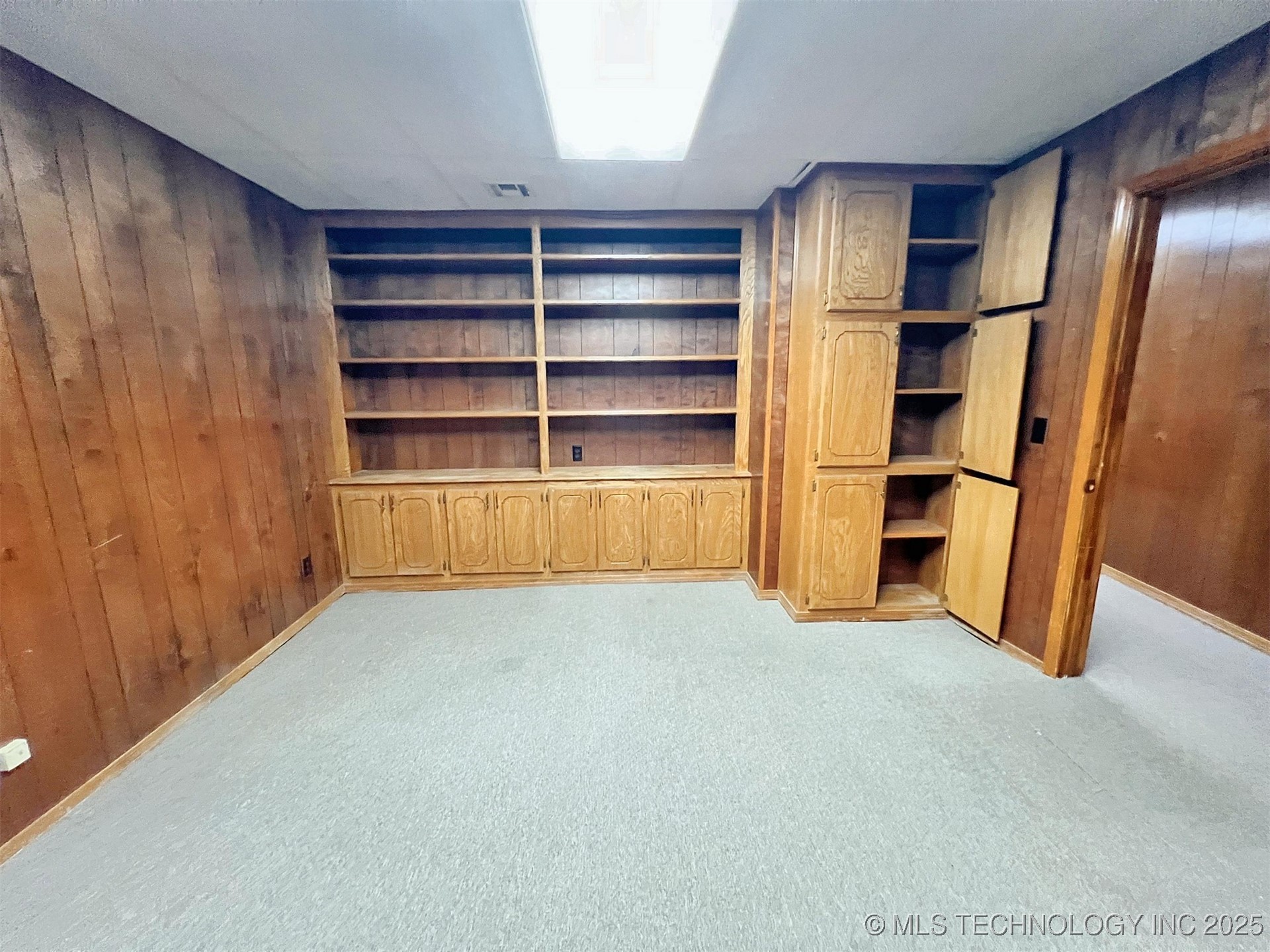 214 S Muskogee Avenue Property Photo 15