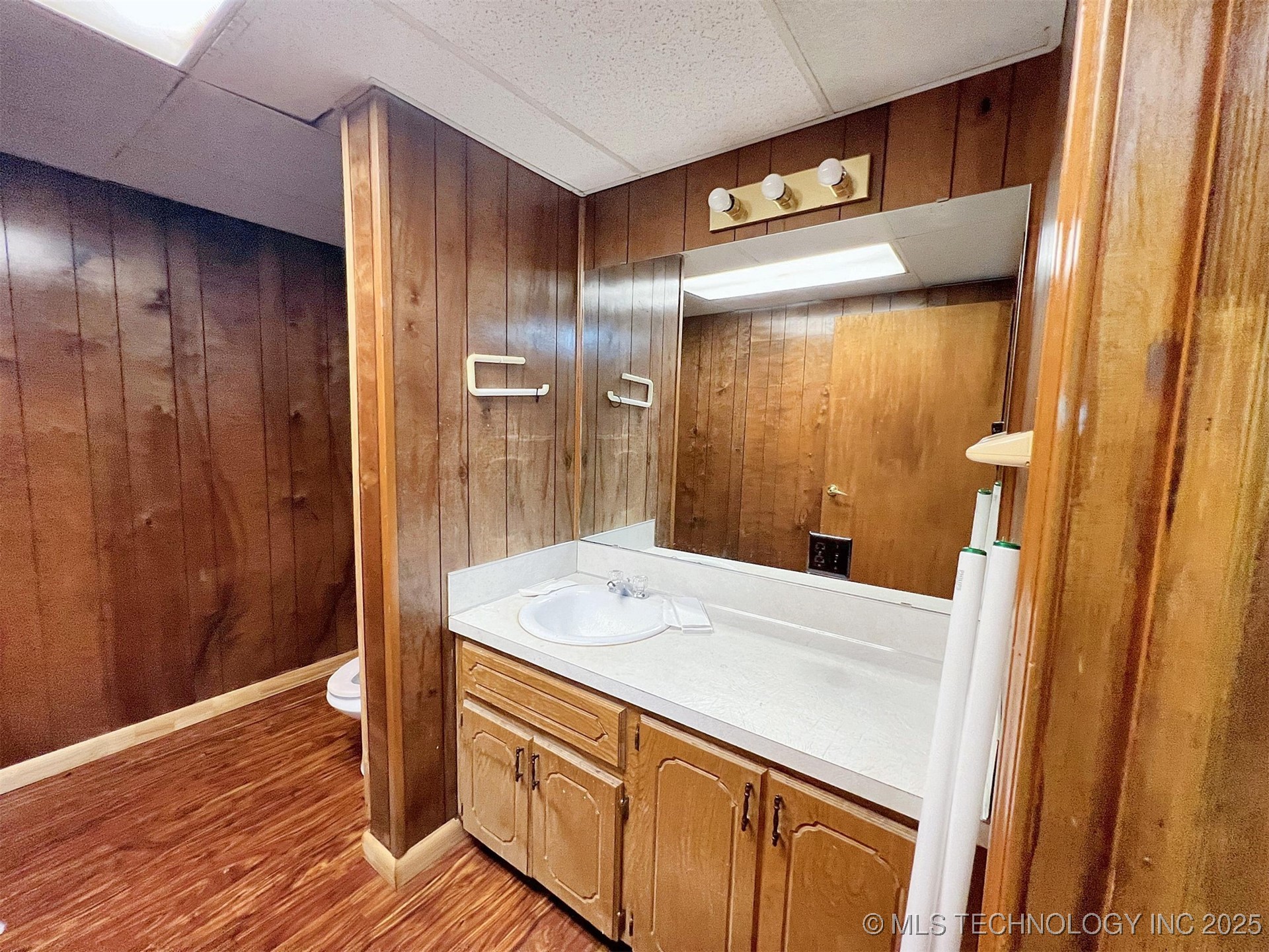 214 S Muskogee Avenue Property Photo 16