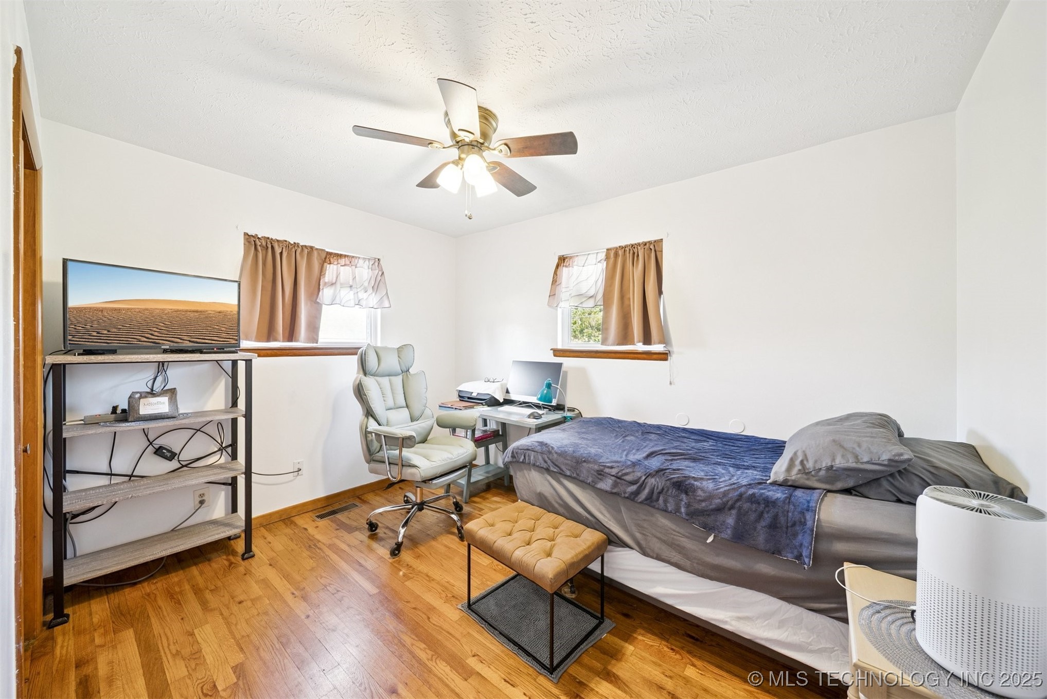 723 S Maryland Avenue Property Photo 18