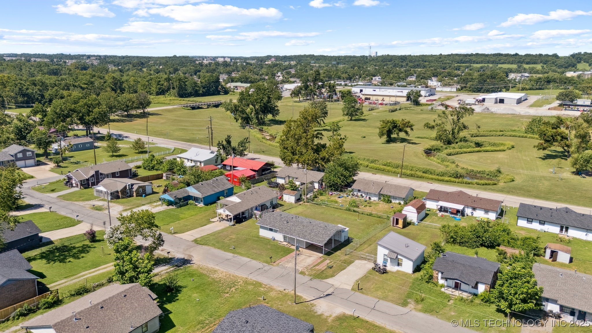 723 S Maryland Avenue Property Photo 25