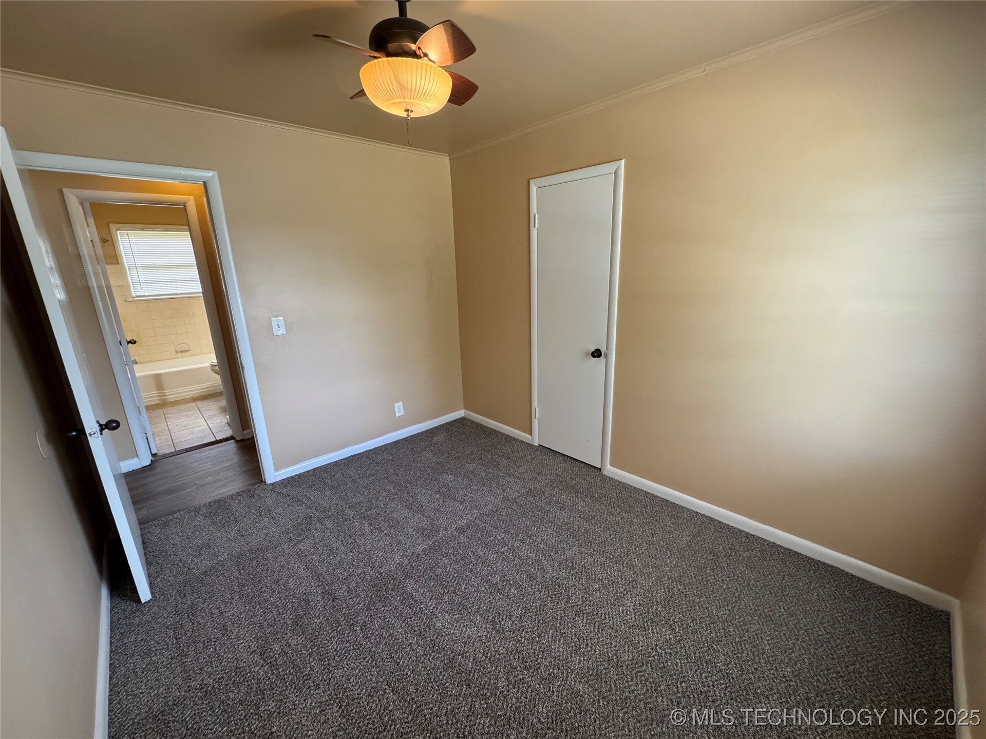 6712 E Haskell Street Property Photo 25