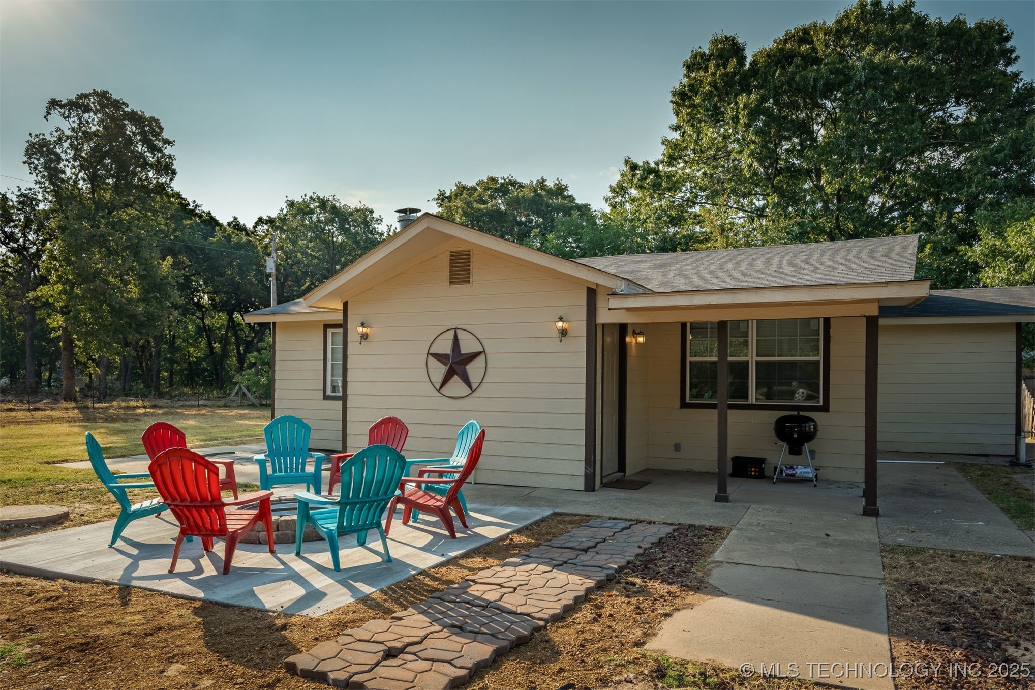 12181 Drew Avenue Property Photo 1