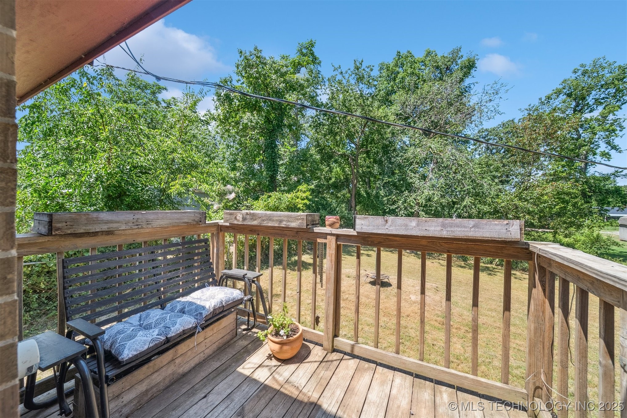701 N Ross Street Property Photo 15
