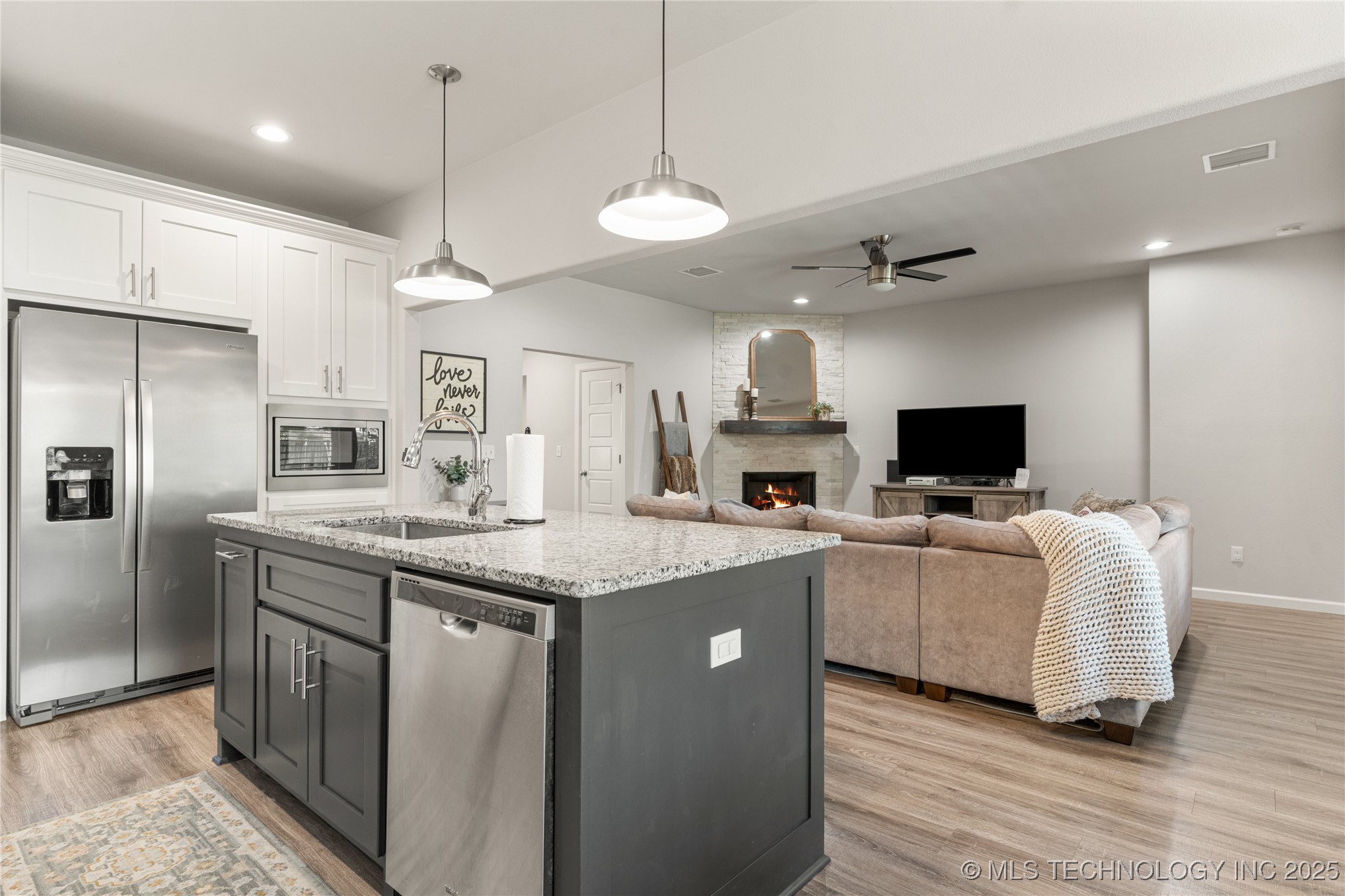 2414 W Kingsport Court Property Photo 10