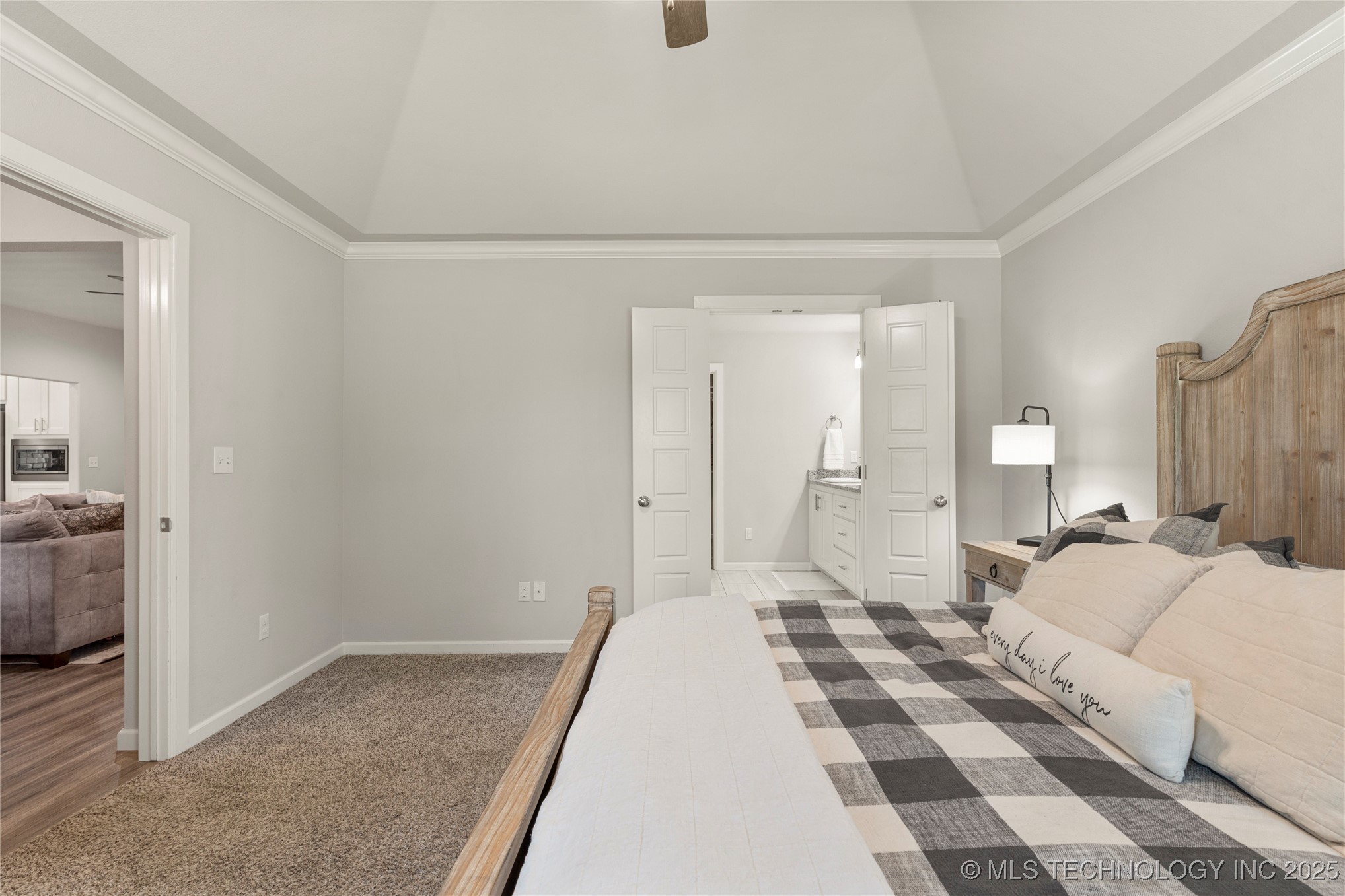2414 W Kingsport Court Property Photo 19