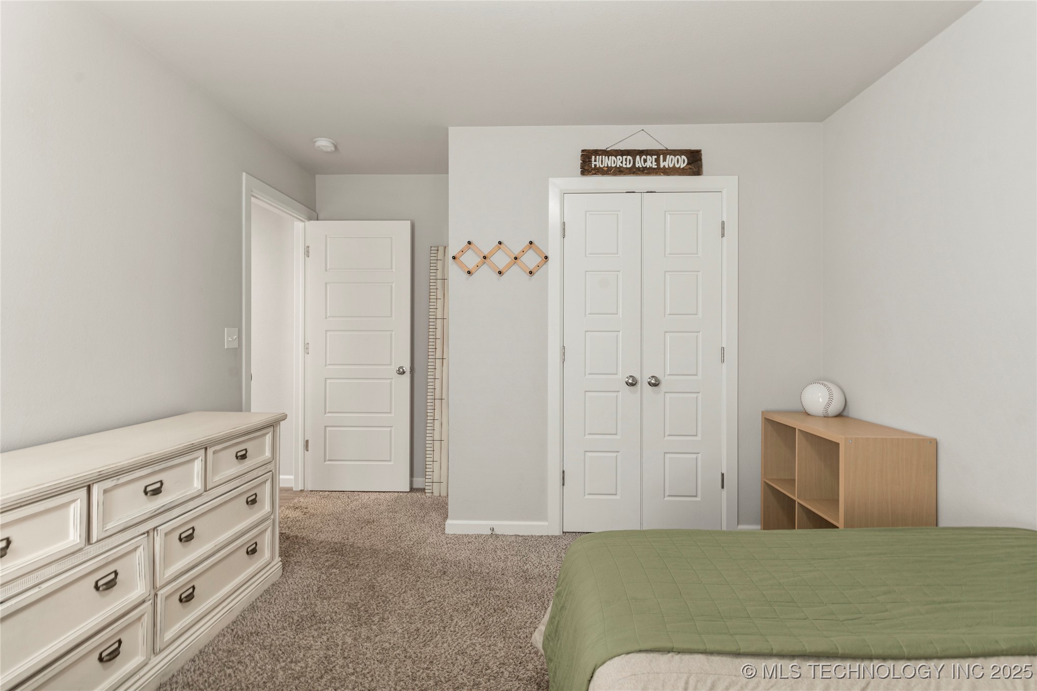 2414 W Kingsport Court Property Photo 26