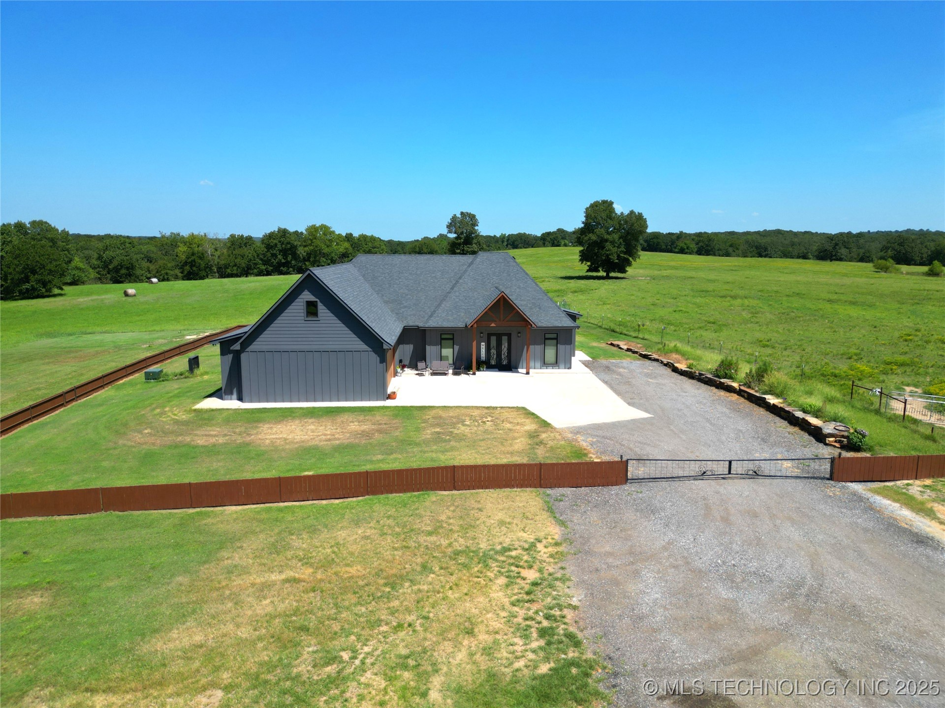 28300 County Road 1590 Property Photo 3