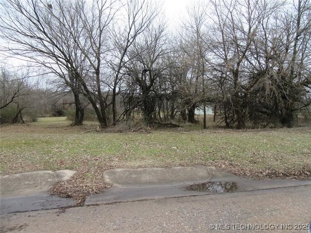 W Delaware Property Photo 1