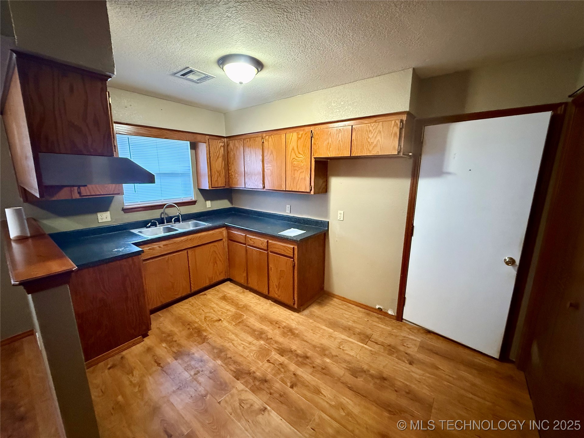 1507 N 5th Street Property Photo 7