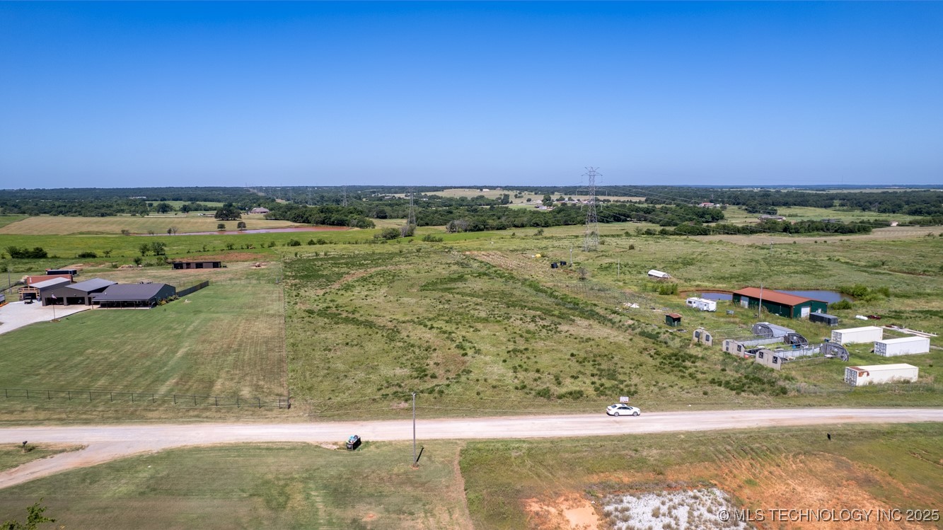 16 S Quail Valley Drive Property Photo 4