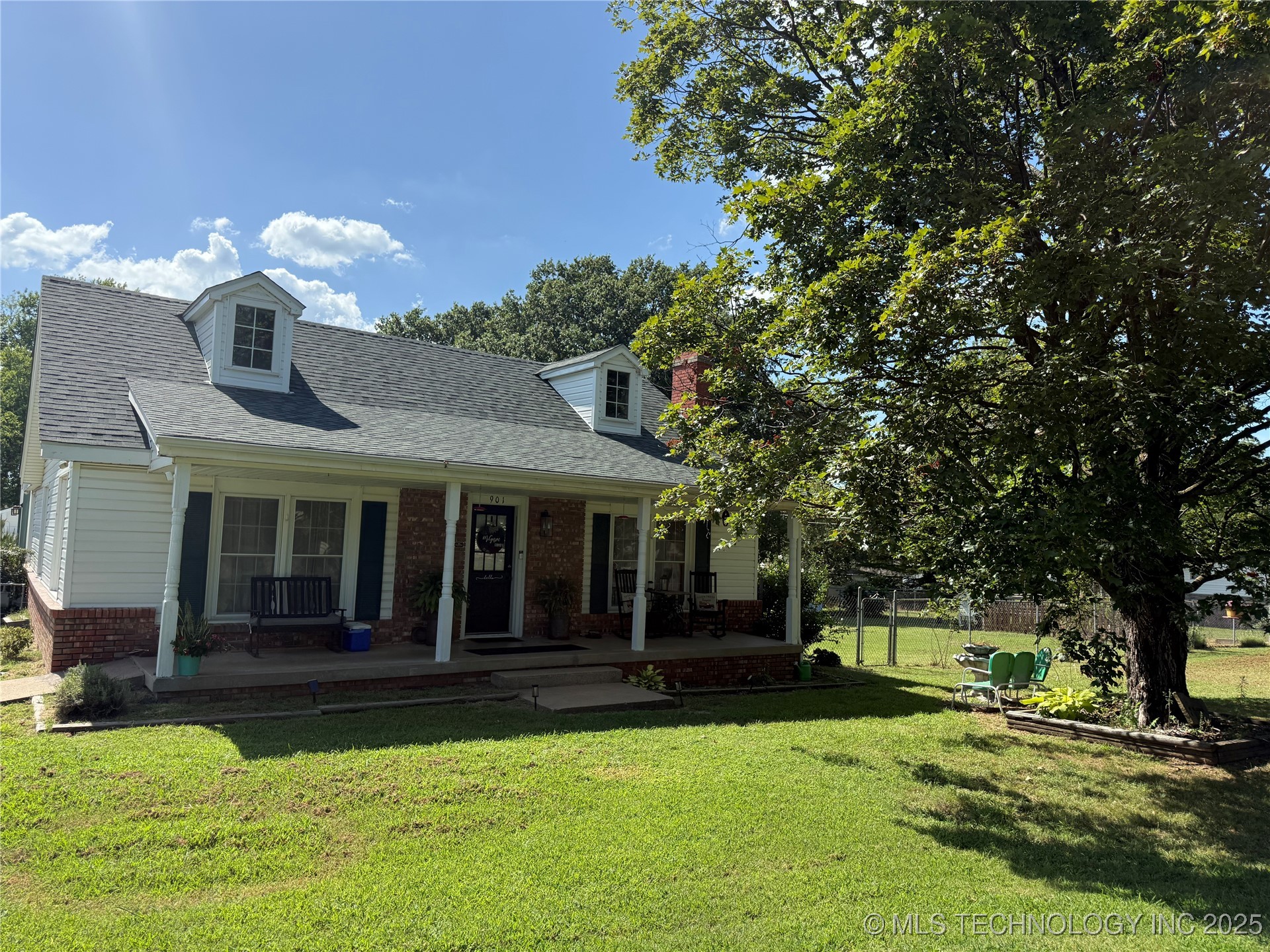 901 N 5th Street Property Photo 1