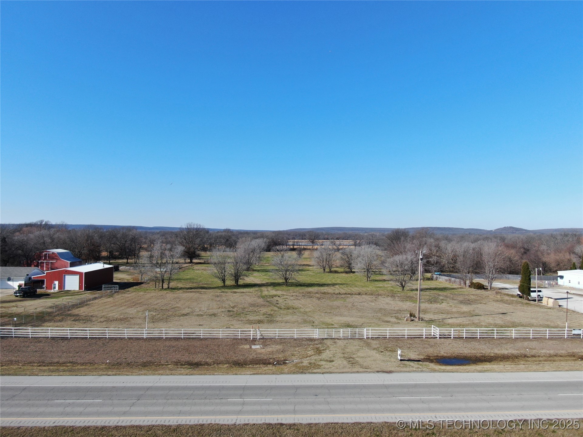 1 N Hwy 75 Highway Property Photo
