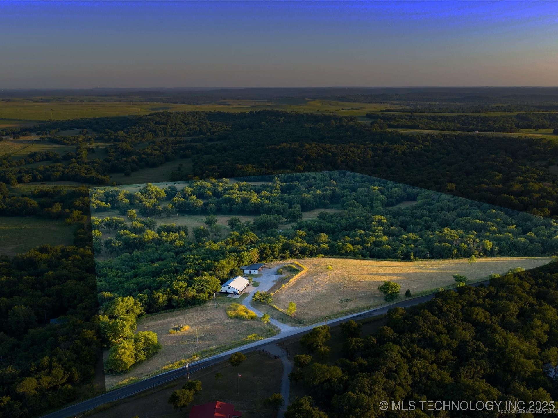 394691 W 3350 Road Property Photo 3