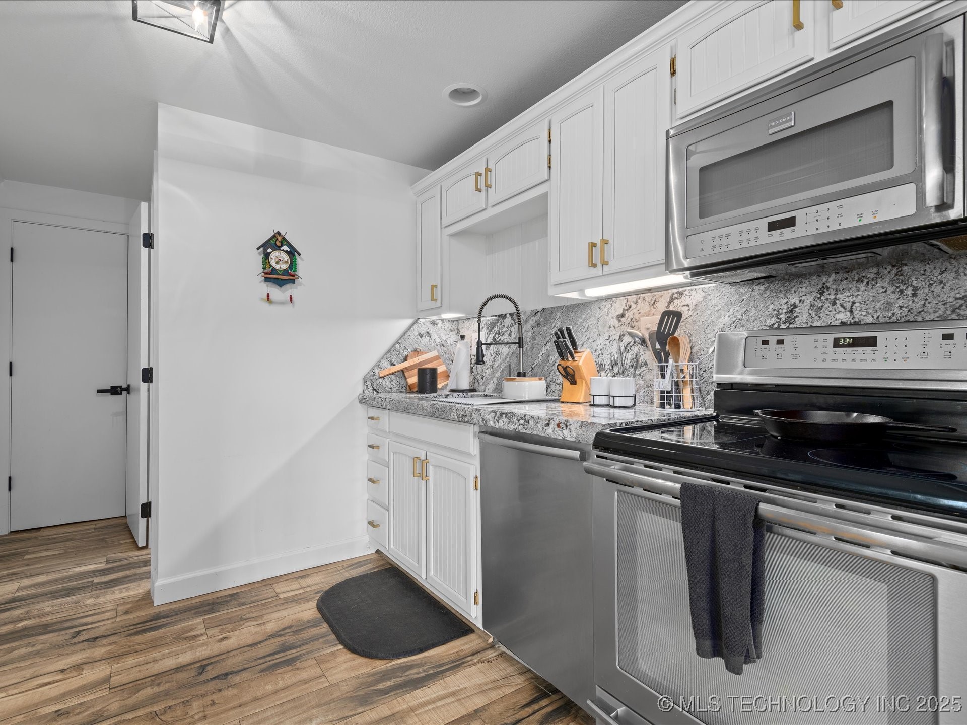 394691 W 3350 Road Property Photo 12