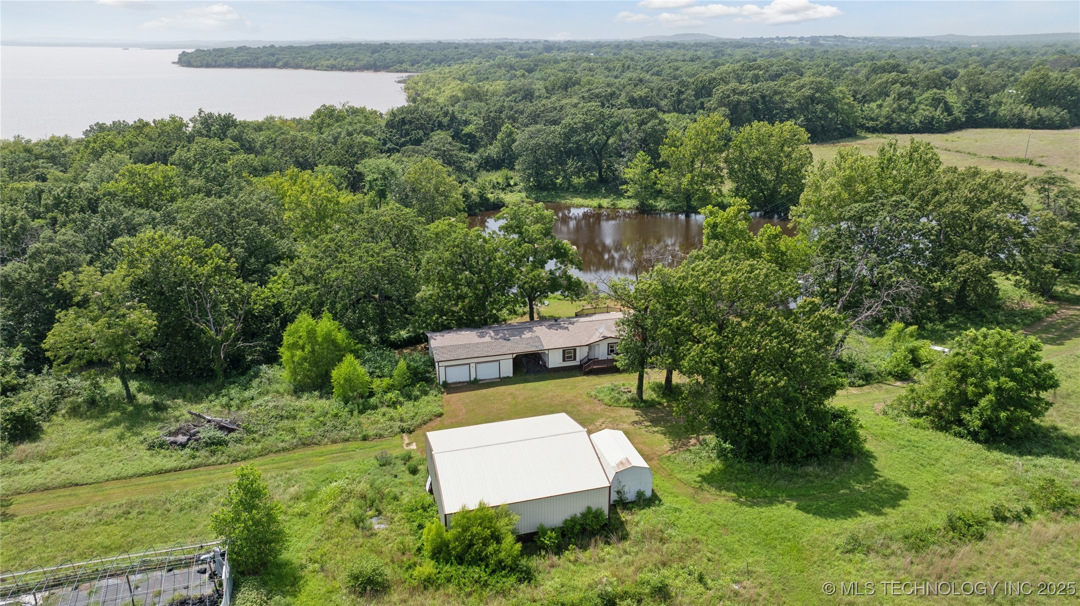 104500 S 4095 Road Property Photo 1