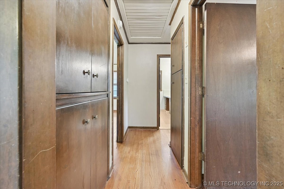 1104 E 53rd Place Property Photo 15