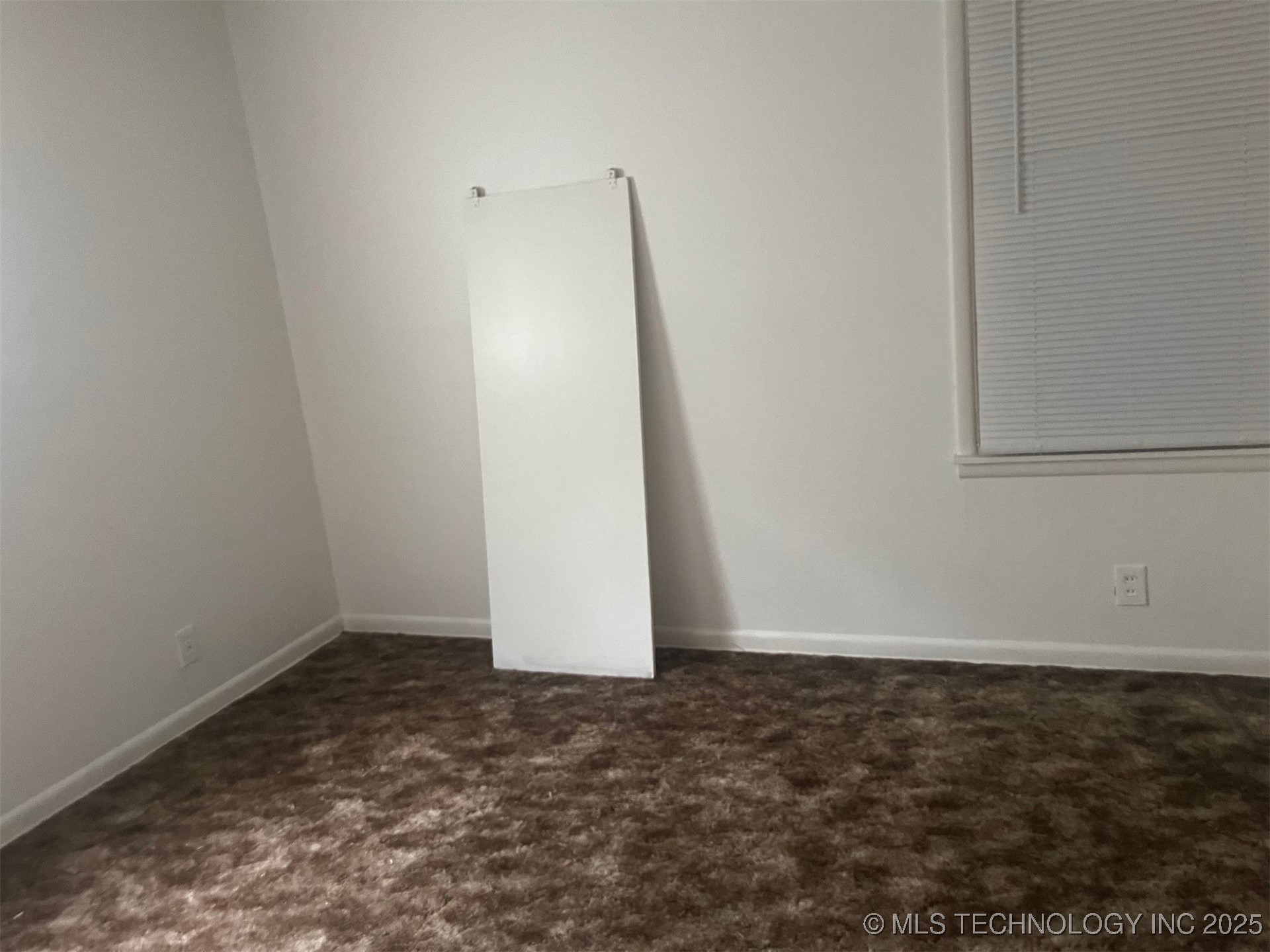 111 E 26th Place N Property Photo 12