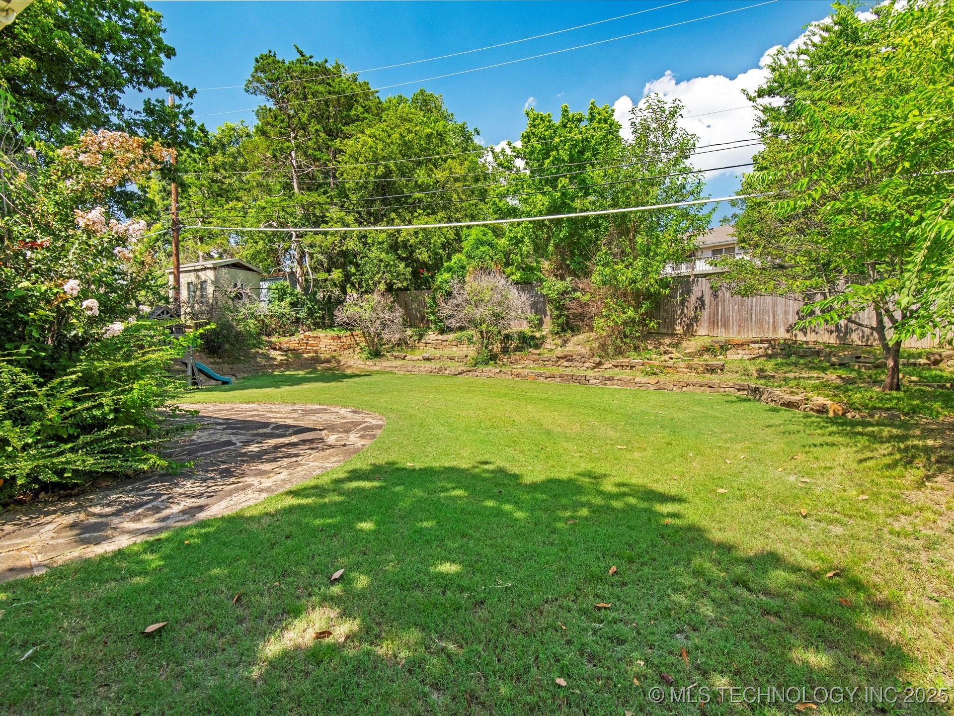 1490 Se Cherokee Place Property Photo 37