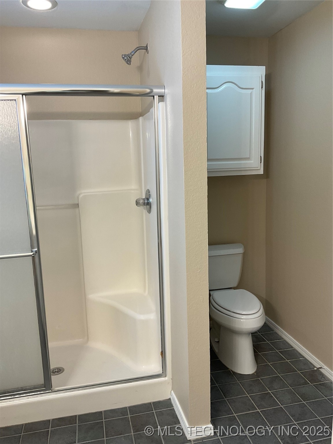 11724 S Gum Avenue Property Photo 18