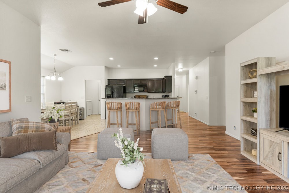 23204 S Jewell Drive Property Photo 8