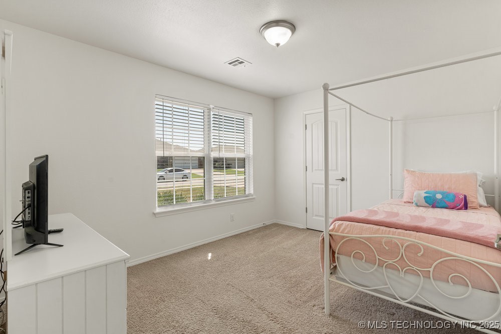 23204 S Jewell Drive Property Photo 14