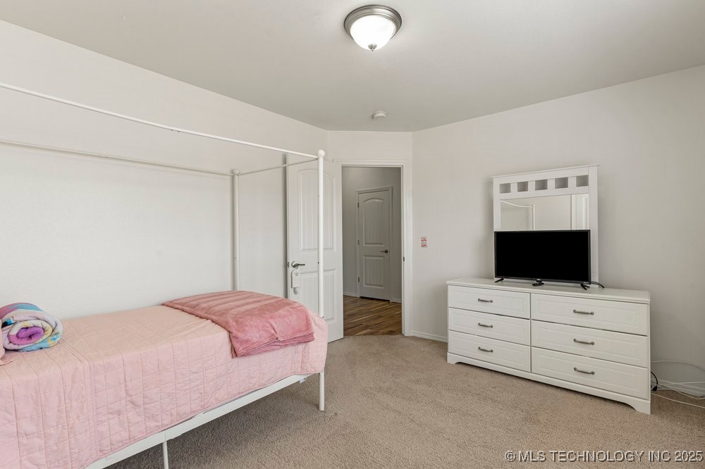 23204 S Jewell Drive Property Photo 15