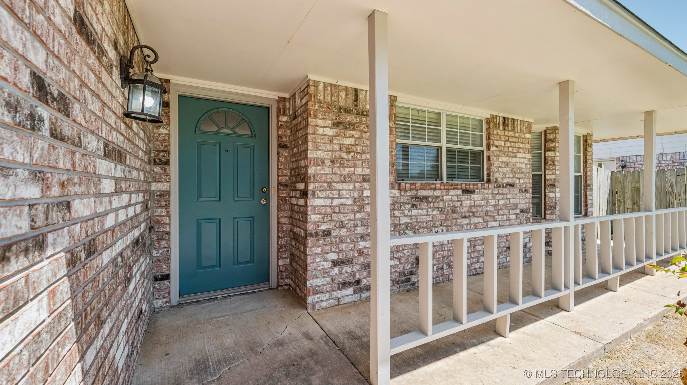 9497 E Magnolia Wood Drive Property Photo 3