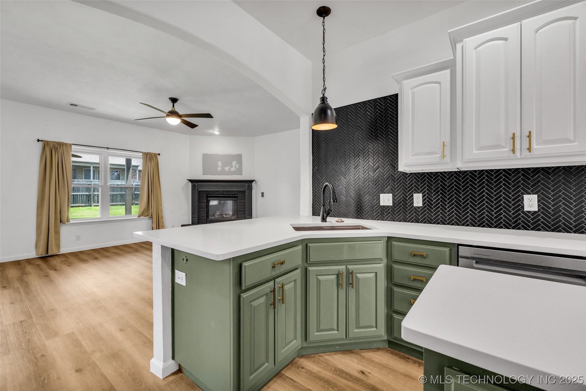 2405 13th Street Property Photo 5