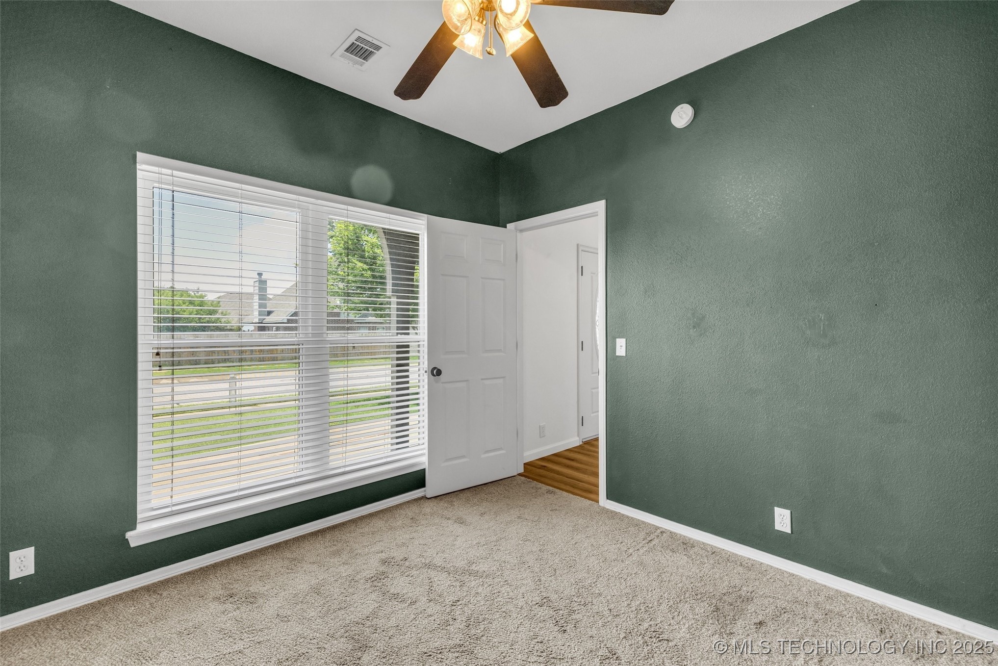 2405 13th Street Property Photo 23