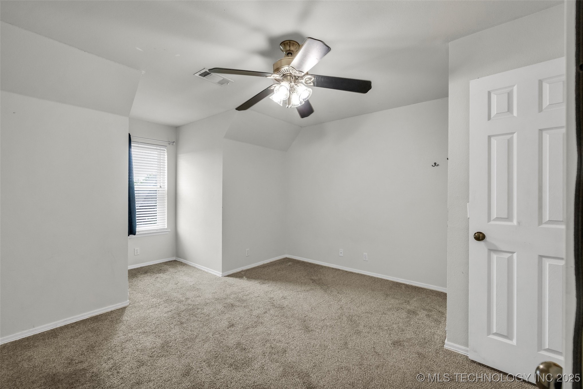 2405 13th Street Property Photo 40