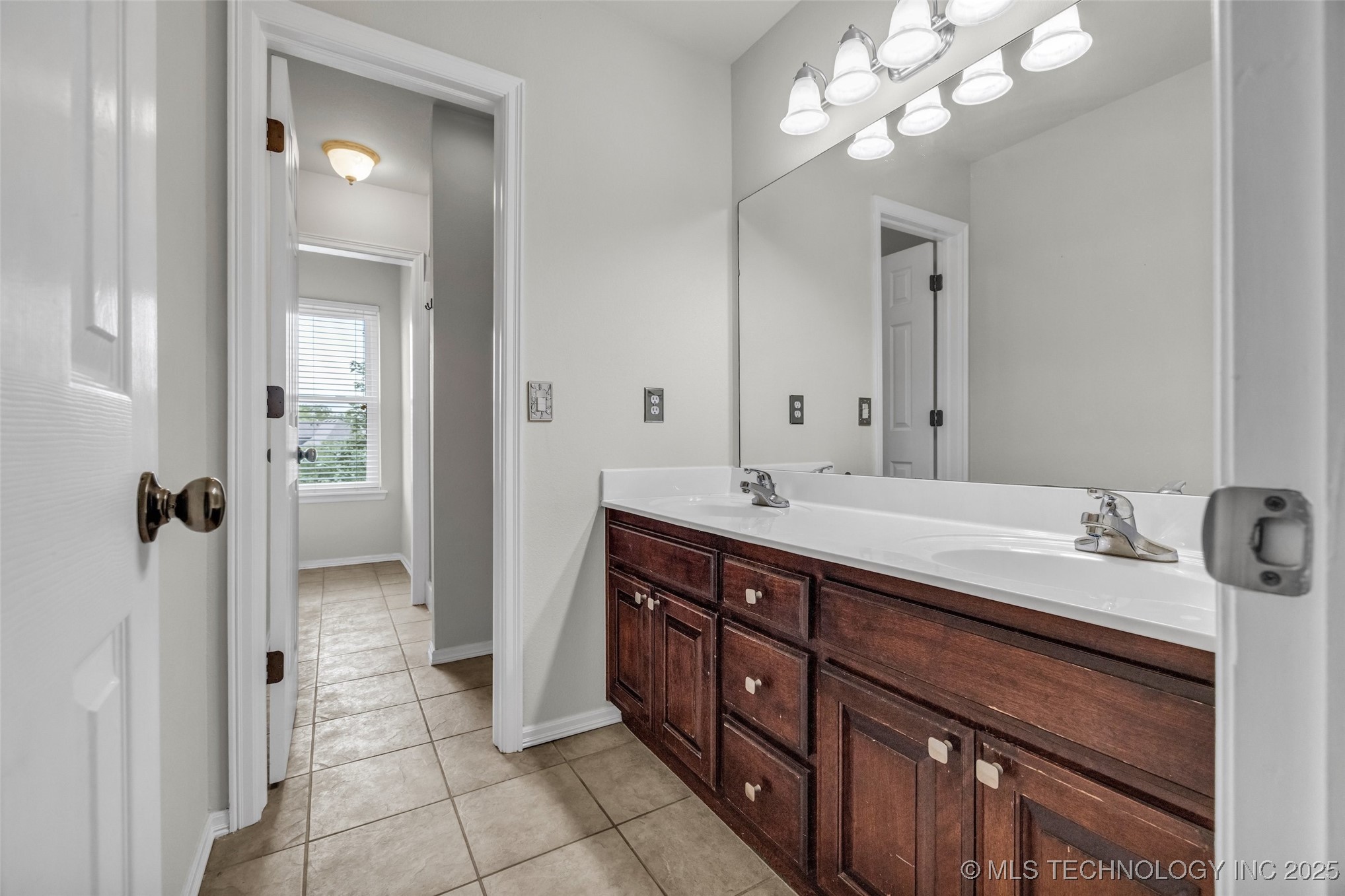 2405 13th Street Property Photo 50