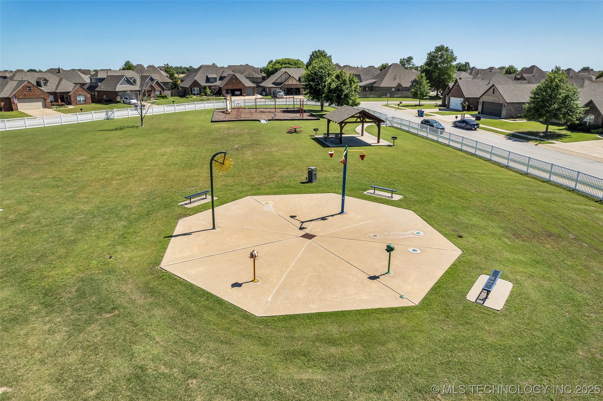 2405 13th Street Property Photo 59