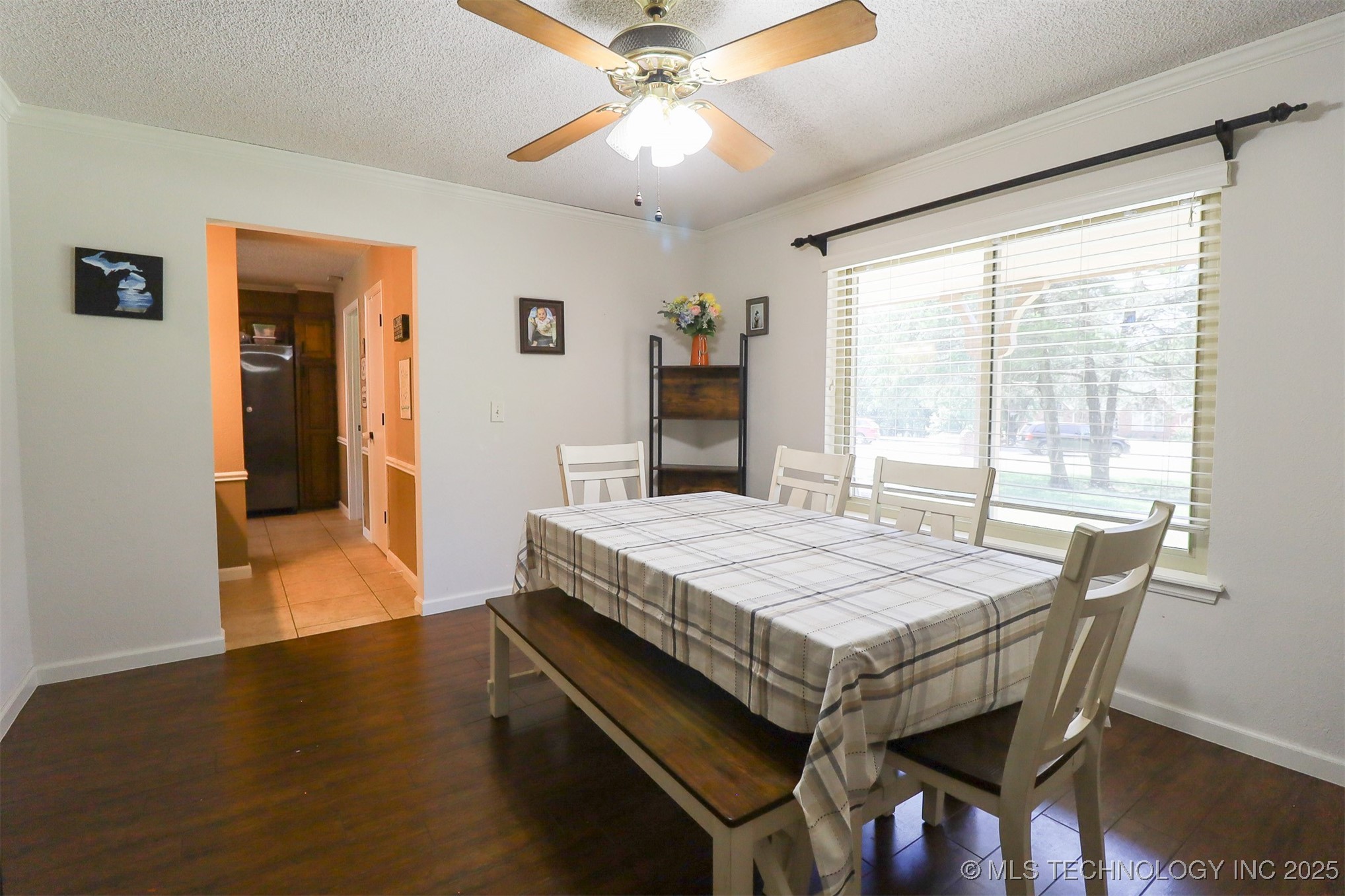 10458 Ashford Court Property Photo 8