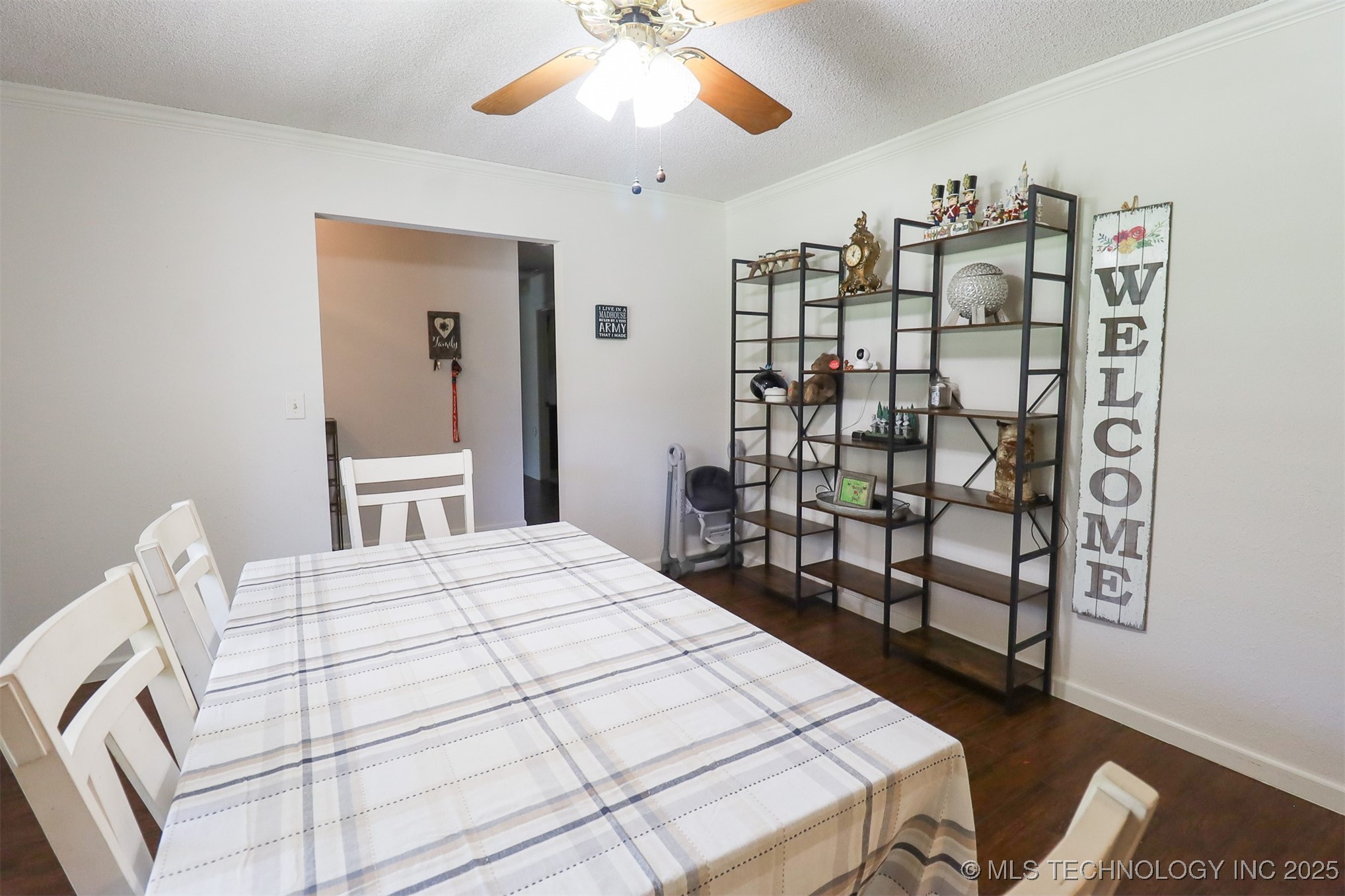 10458 Ashford Court Property Photo 9