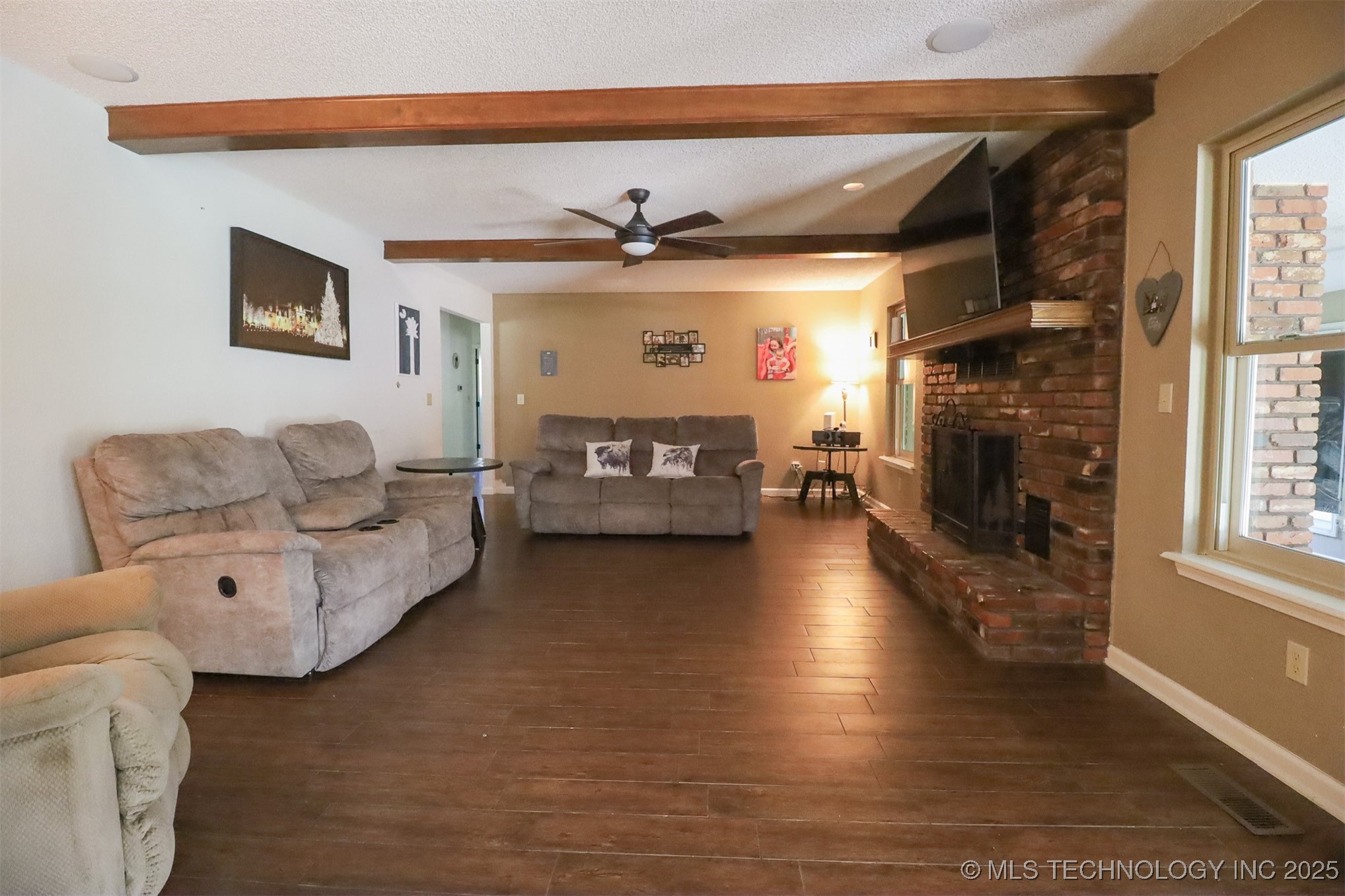 10458 Ashford Court Property Photo 17