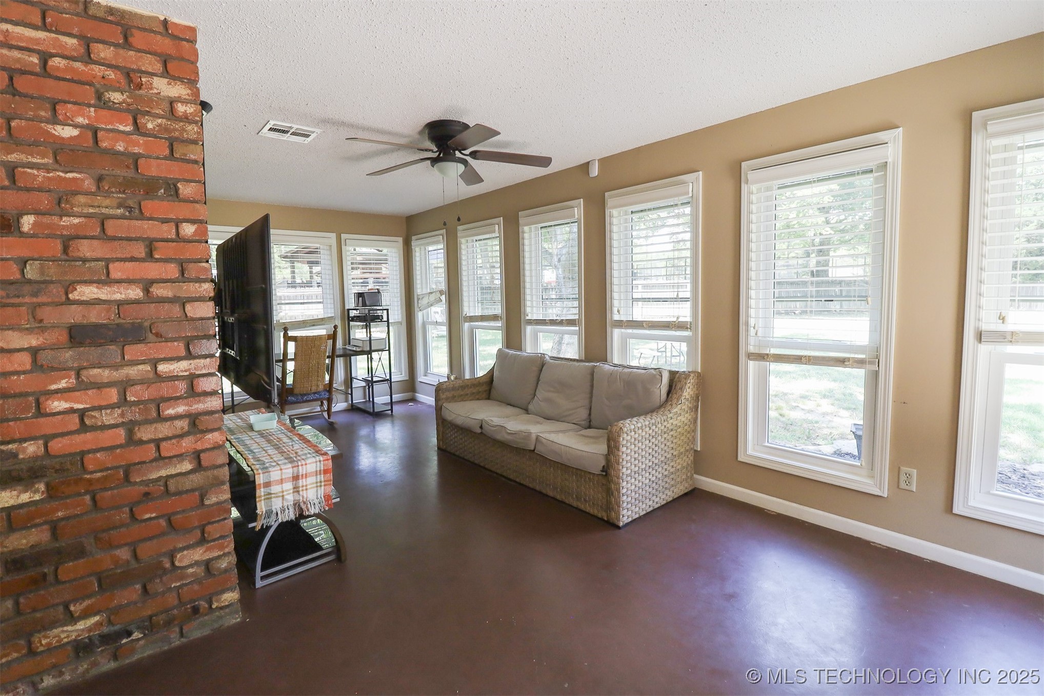 10458 Ashford Court Property Photo 20